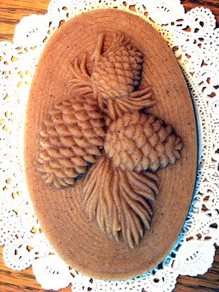 #0068a Pine Cone oval - cookie -2.jpg