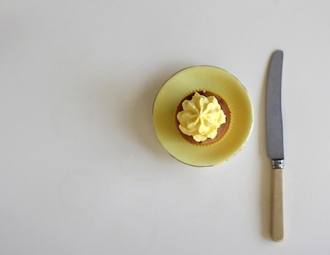 cupcakes-n-macarons_lemon cupcakes 3.jpg