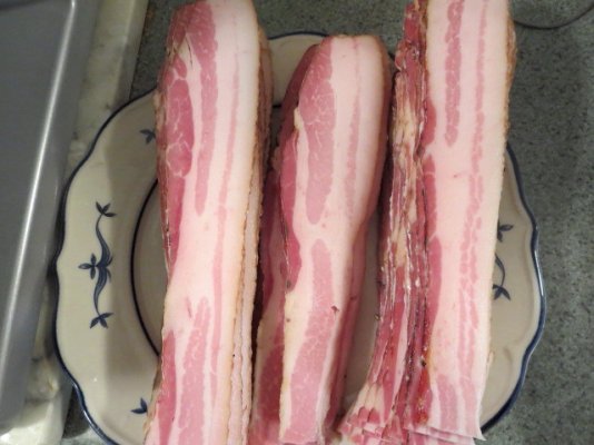sliced bacon 4-19-14.jpg
