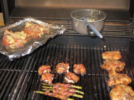 grilled chicken, asparagus, shrooms dinner1.jpg