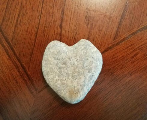 rock heart1.jpg