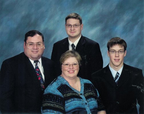 2006 Family Pic2.jpg