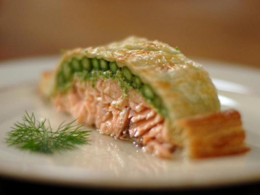 en croute salmon, Laura Calder.jpg