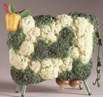 FoodArt-CauliflowerCow.jpg
