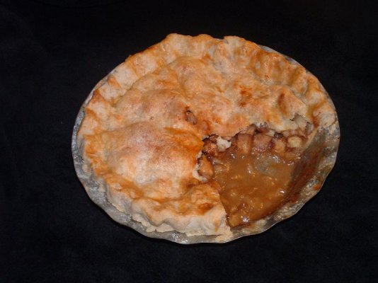 Properly baked apple pie2.jpg