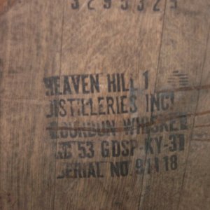 Used Bourbon Barrel from Heaven Hill
(We put a beer in it)