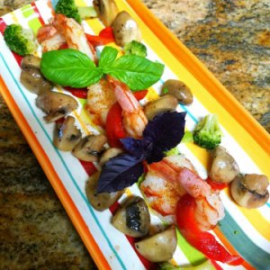Shrimp salad w/ red & green Basil