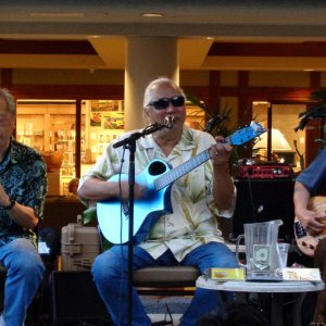We got to see Brother Noland, a music biggy in Hawaii, for the price of a beer at the Kani Ka Pila Grille in the Outrigger Reef Hotel, not bad...