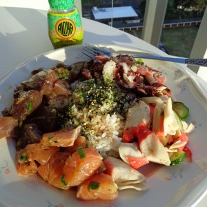 Back on our lanai for supper, Mixed Poke Plate with one BIG scoop rice in the middle, oh and gotta have Aloha Shoyu!