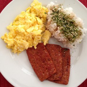 Something different, rectangualr shaped Portuguese Sausage meant for Musubi, fried up with scrambled eggs and steamed white rice topped wit shoyu and 
