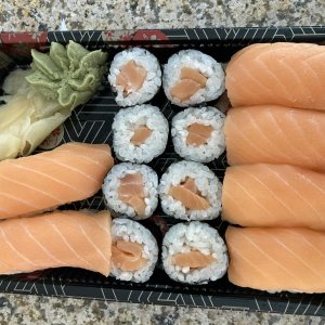 Another one of my DH's favorite lunches, this time from the store.  All Salmon Sushi, both Maki and Nigiri.