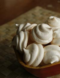 2nd attempt at meringue was successful utilizing the Swiss method
