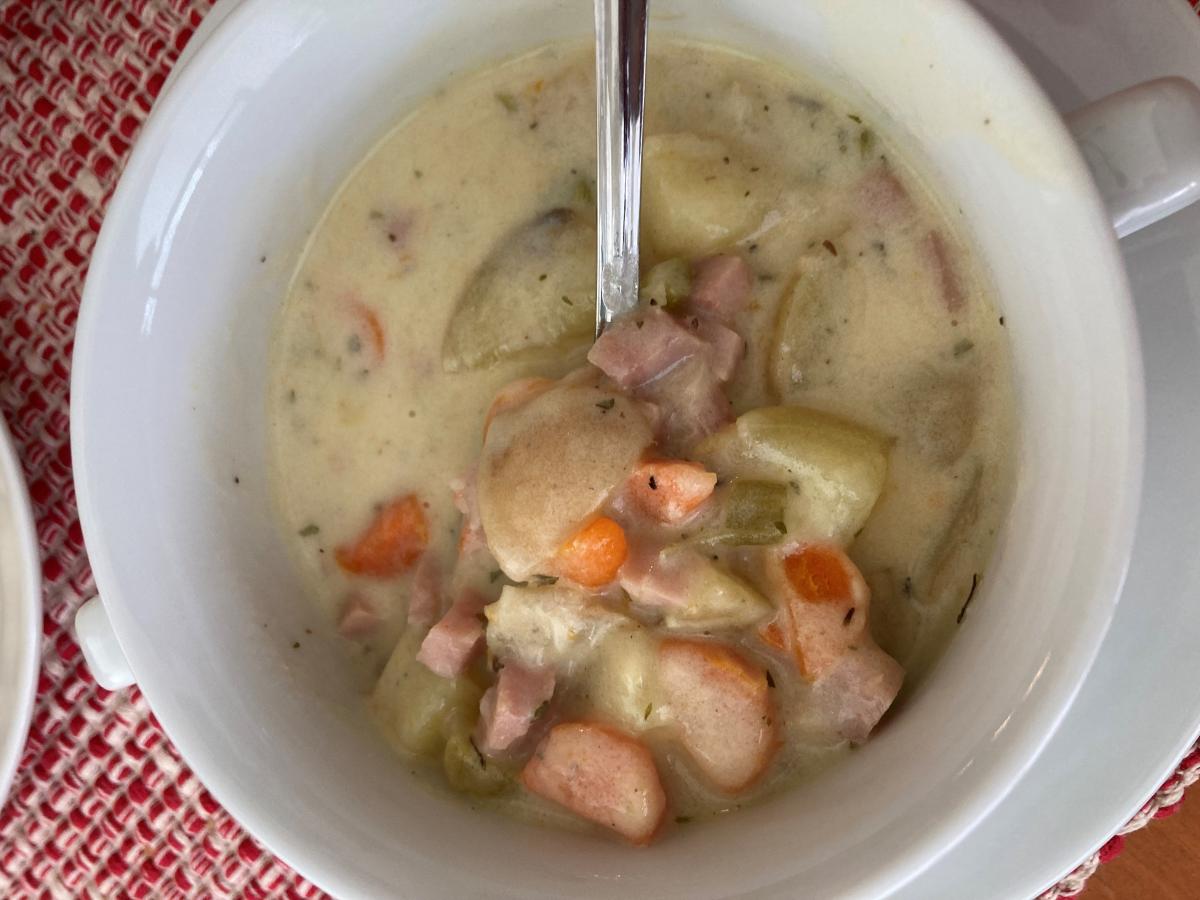 Creamy Ham & Potato Soup
https://www.gimmesomeoven.com/creamy-ham-and-potato-soup/