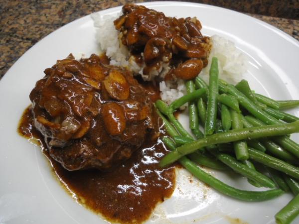 Hamburger Steak with Sweet Onions and Mushrooms from Cooking Light Dec. 2015 Issue 
http://www.cookinglight.com/food/quick-healthy/20-20-superfast-bee