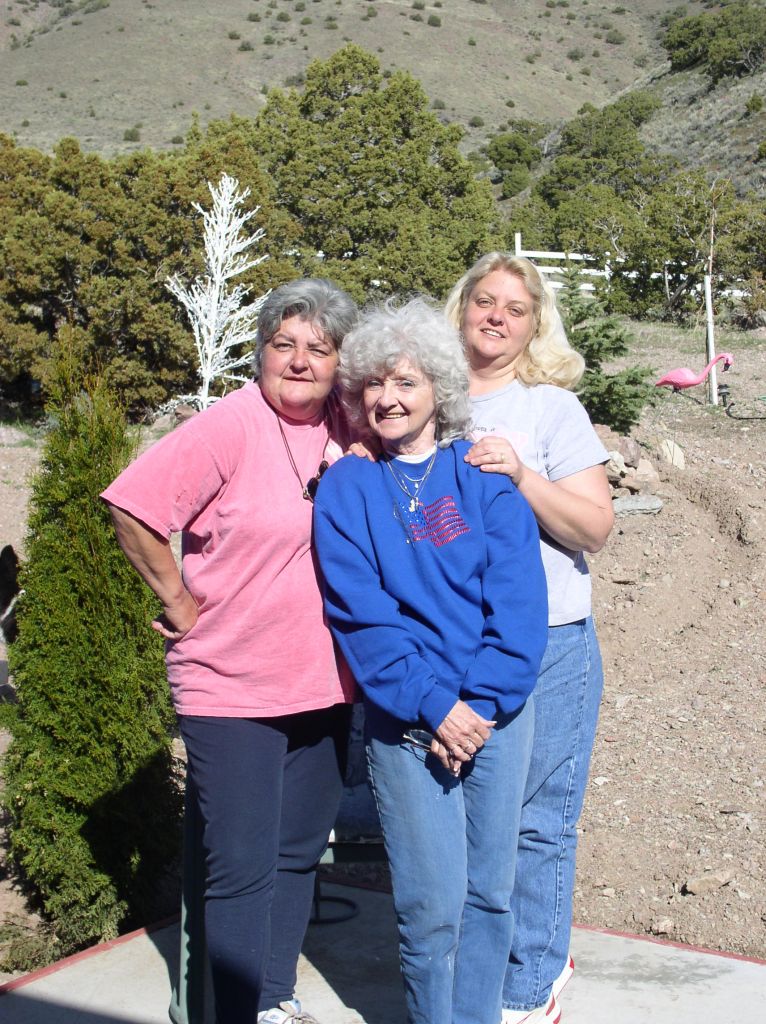 picture of the 3 of us at DeAnna's ranch in Sparks, NV 4/26/06