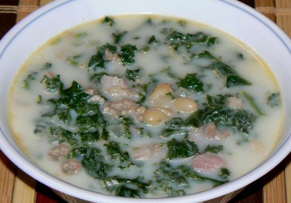 Sausage kale bean soup