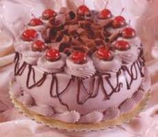 chocolate_whipped_cream-Black_Forest_Cake_DD.jpg