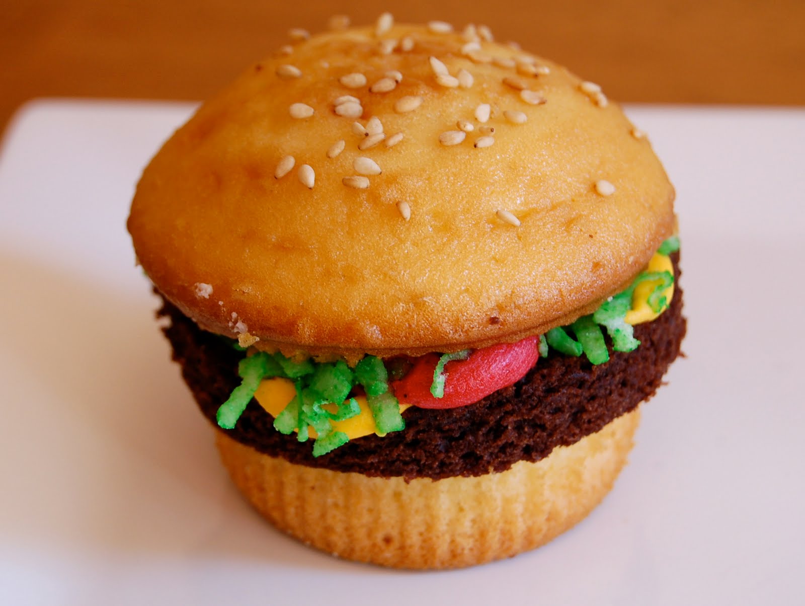 Hamburger-Cupcakes.jpeg