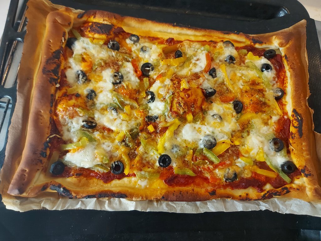 Chorizo paprika plaatpizza.jpg