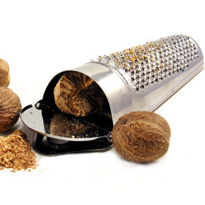 nutmeg_grated_iso_web_ready__18294.png