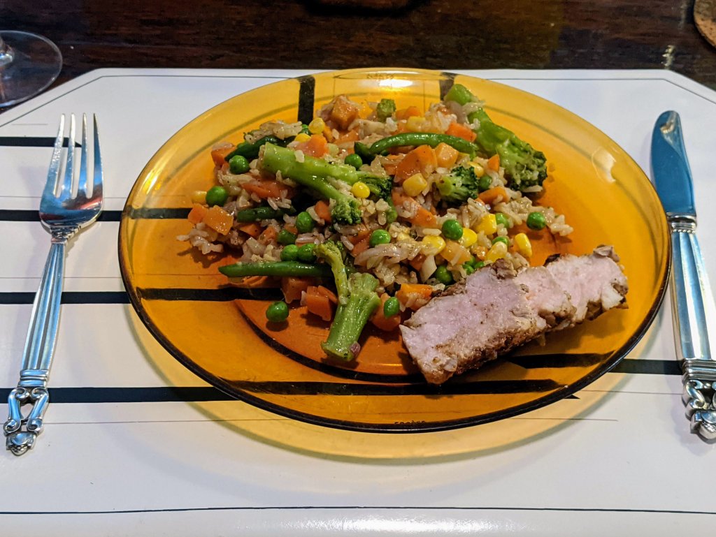 Pan-Roasted 5-Spice Pork Loin and stir fried vegis and brown rice.jpg