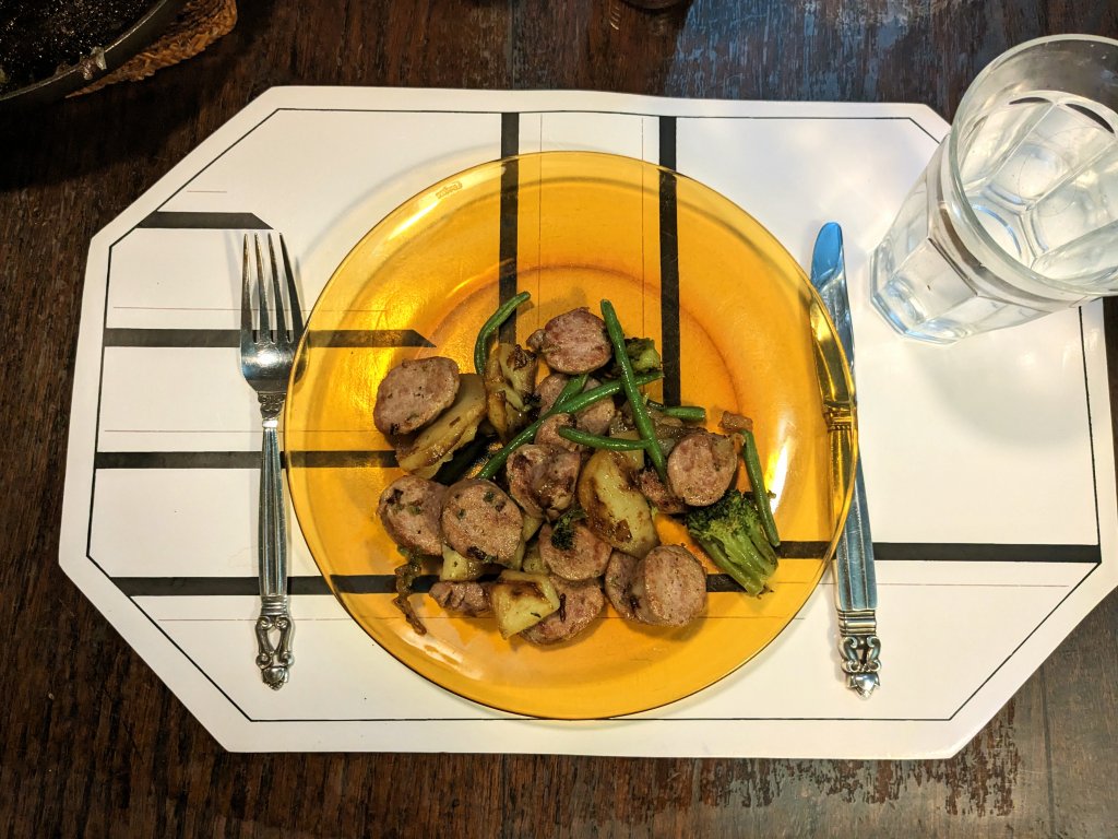 Stir fried onion, broccoli, and green beans with leftovers of sausage and potato.jpg