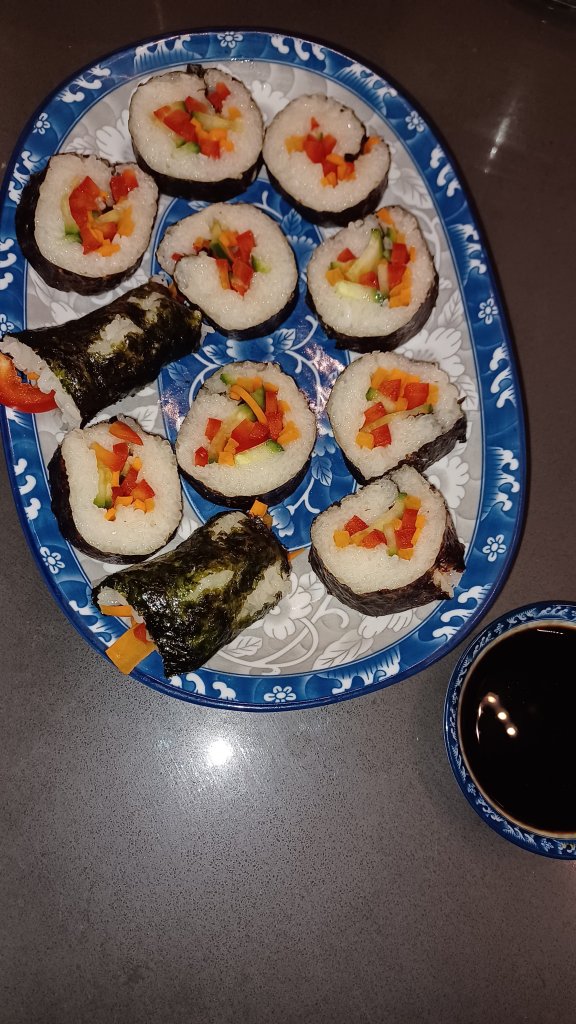 sushi rolls  20231026.jpg