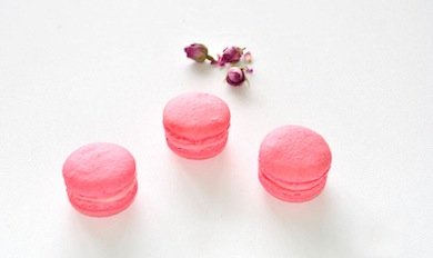 cupcake-n-macarons_rose-macarons-3.jpg