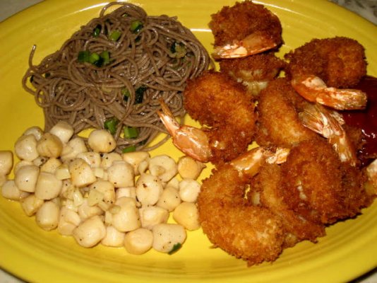 shrimp, scallops, noodles.jpg