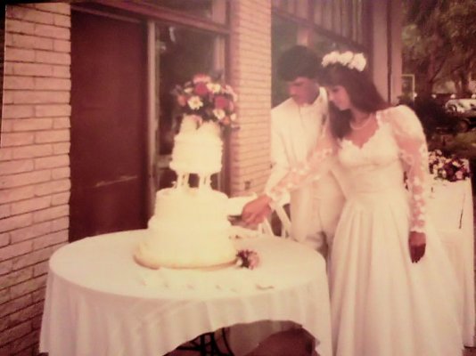 cutting-wedding-cake-edited.jpg