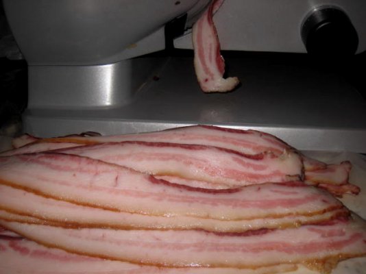 Slicing Bacon2.jpg