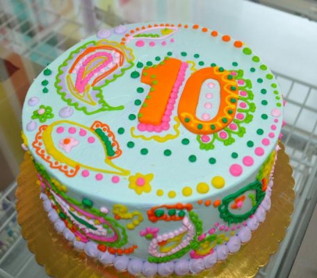 10-year-old-birthday-cakes-leahs-sweet-treats-paisley-birthday-cake-soft-green-orange-color-comb.jpg