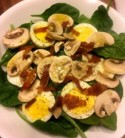 easter_spinach_salad_040118_IMG_3882.jpg