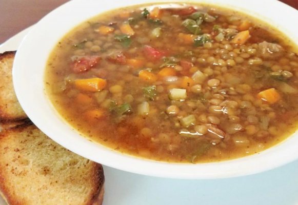 Lentil Veggie soup.jpg