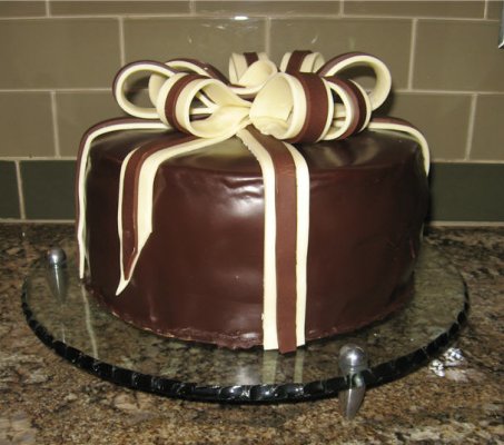 ribbon cake 1.jpg