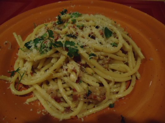 bucatini with pancetta bread crumbs evoo cheese and parsley.JPG