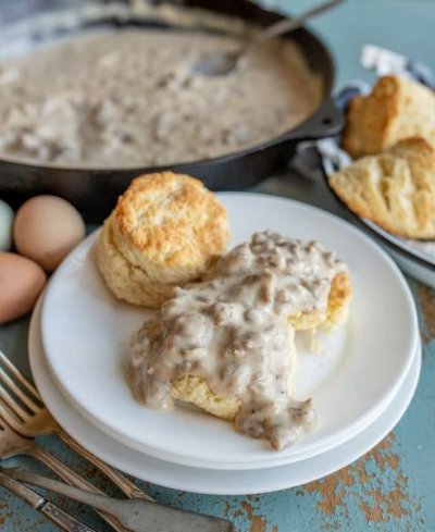 biscuits-and-gravy-recipe-4-of-4.jpg