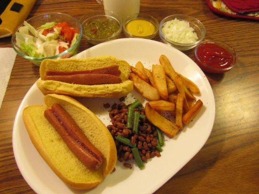 Hot Dog Dinner.jpg