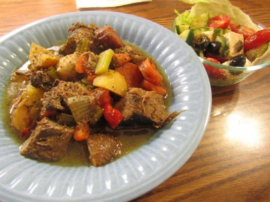 Beef Stew, Med Salad.jpg