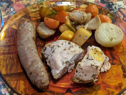Chicken, Italian sausage, and vegis tray bake, Stirling's plate.jpg