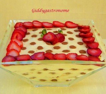 foodart-strawberry tiramisu.jpg