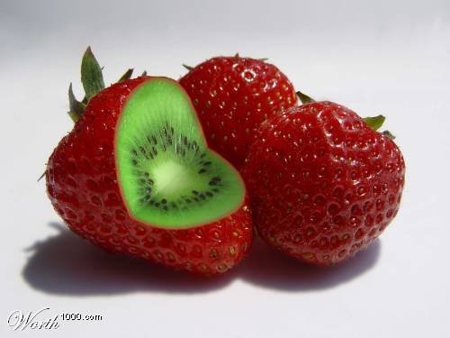 foodart-strawberrykiwi.jpg
