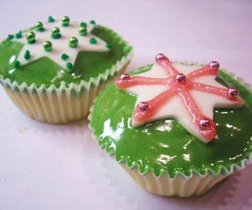 foodart-christmas-cupcake.jpg