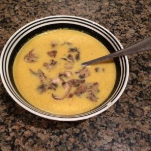 Moroccan Cauliflower-Apple Saffron Soup With Mushrooms