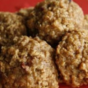 hearty and yummy Cranberry-Ginger Oatmeal Cookies