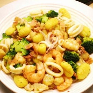 GNOCCHI WITH MIXED SEAFOOD 011