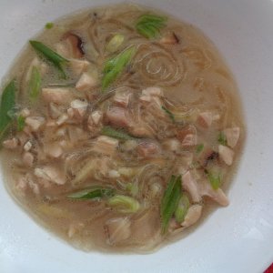 Chicken Long Rice, this a Hawaii-Chinese-Style Chicken Noodle Soup, very Ono!