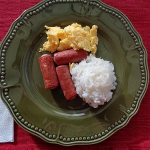 New Plates that I tried out with some Vienna Sausages, Scrambled Eggs and steamed White Rice