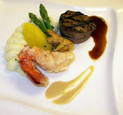 Click image for larger version

Name:	steak-lobstertail.jpg
Views:	239
Size:	270.7 KB
ID:	1353