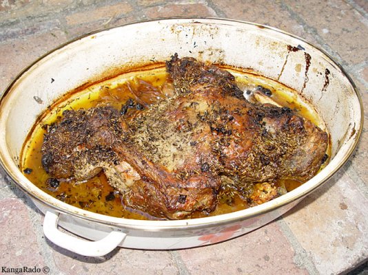 Click image for larger version

Name:	Leg_of_lamb_wood_fired-oven.jpg
Views:	274
Size:	155.7 KB
ID:	1417